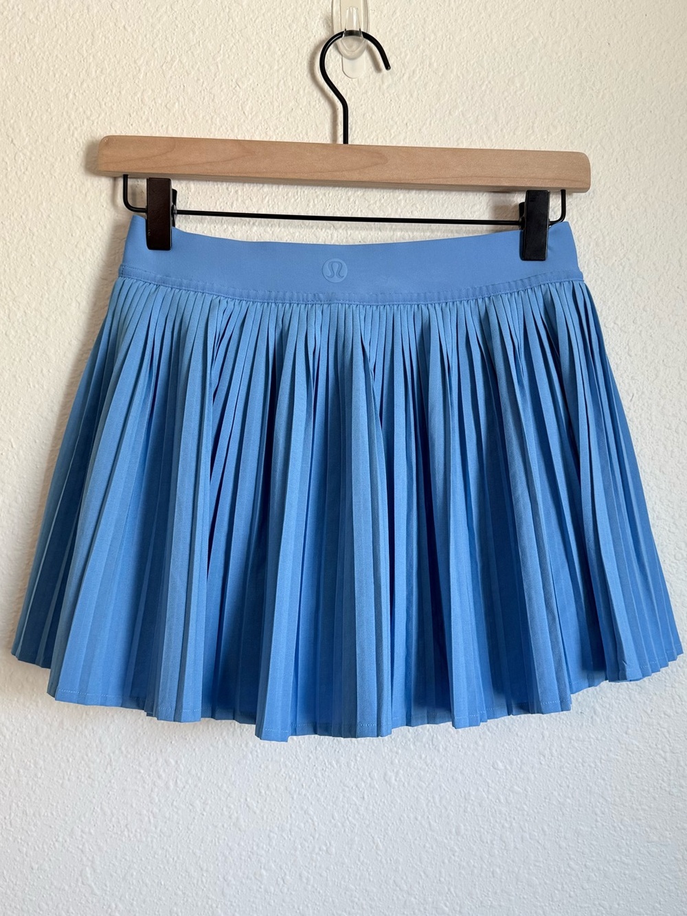 Lululemon Varsity High Rise Pleated Tennis Skirt Mini Skort Athletic Preppy - Picture 3 of 5